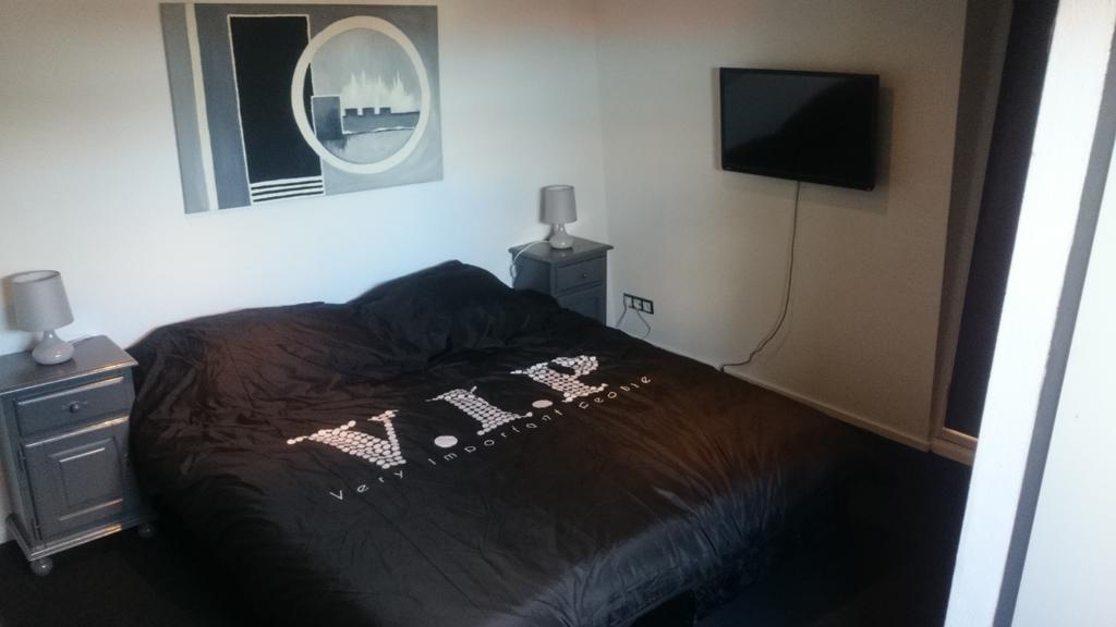 Bed & Kitchen Den Oever Δωμάτιο φωτογραφία